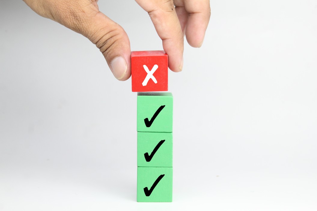 PO Box Address Format 4 green check marks on top of each other