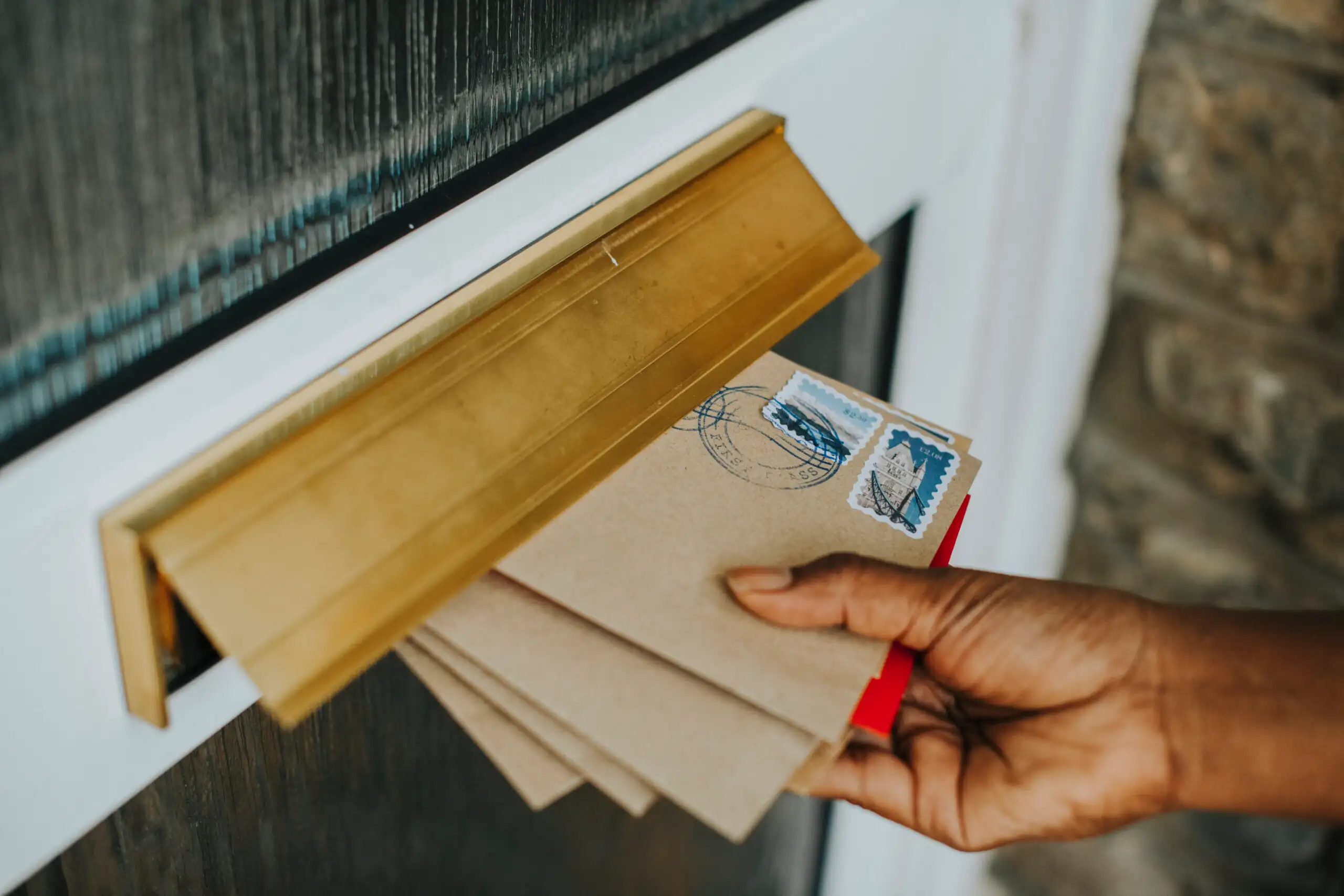 adding mail into a mailbox