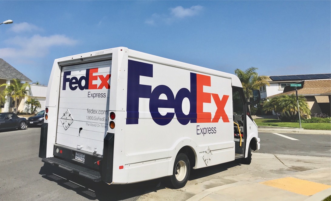FedEx Says Delivered But No Package 1