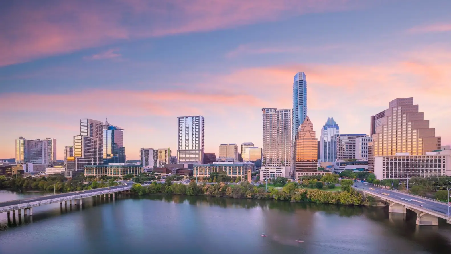 Enjoy a premium virtual mailbox and virtual address in Austin, TX for personal and business use.
