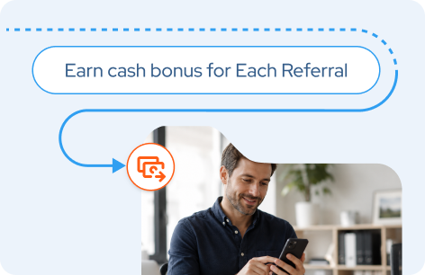 Man earning cash bonuses by referring friends to US Global Mail's virtual mailbox service